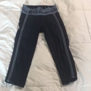 Lululemon Capri pants